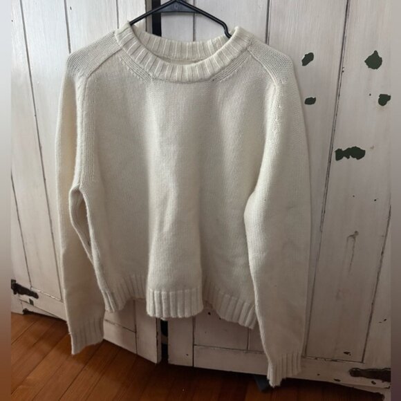 KHAITE Mae Cashmere Sweater - Picture 8 of 9